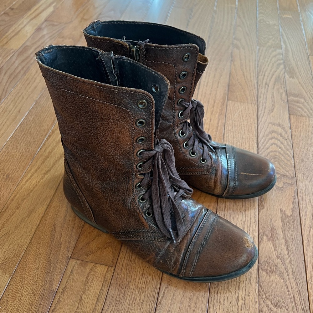 Steve Madden Brown Lace-Up Leather Troopa Combat Boots